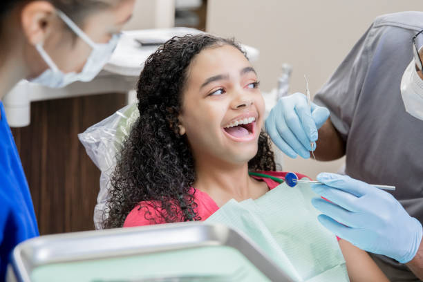 Best Emergency Tooth Extraction in Raintree Plantation, MO