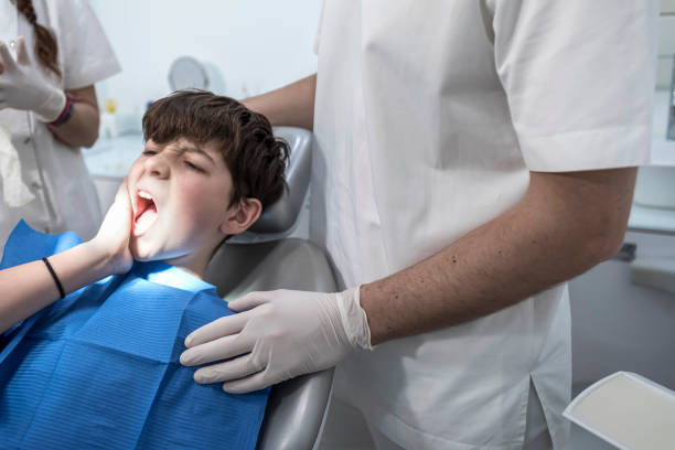 Best Walk-In Emergency Dentist in Raintree Plantation, MO